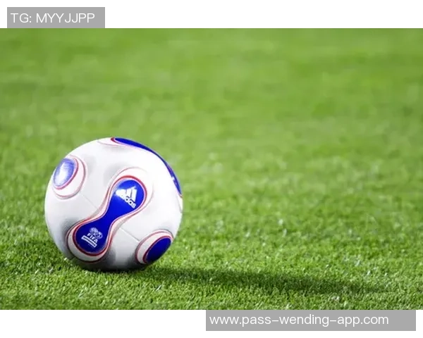 激情与梦想交织adidas足球广告传递运动精神与团队力量 激情与梦想交织adidas足球广告传递运动精神与团队力量