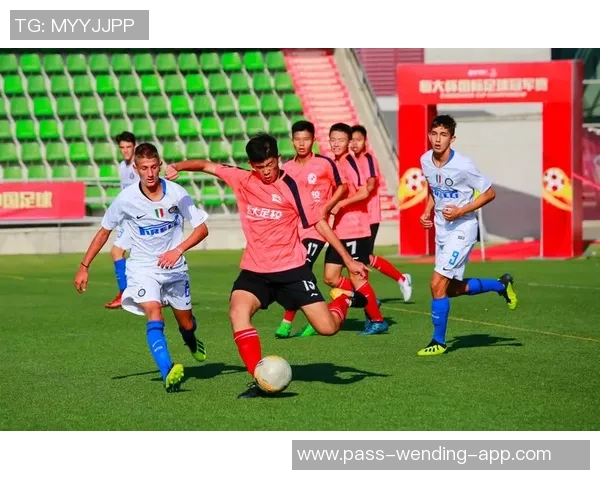 西班牙少年足球崛起之路:培养未来明星的青训体系与挑战 西班牙少年足球崛起之路:培养未来明星的青训体系与挑战