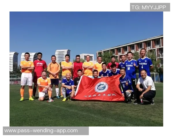 足球86号的传奇之路：从草根到巅峰的奋斗故事